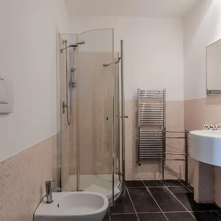 アパート Turati *